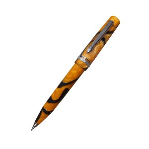 Delta Dolcevita Masterpiece 0.9mm Black-Orange Special Resin Mechanical Pencil The craftsmen at Delta have done it again! The Italian company proudly presents the Masterpiece, the newest member of its original and exclusive Dolcevita collection. A favorite of pen connoisseurs, Dolcevita is unmistakable with its trademark orange and black color combination and outstanding craftsmanship. The Masterpiece pens are turned from extravagantly marbled Italian resins that make each piece unique, and feature a rhodium-plated clip and rings. The fountain pen holds Delta’s innovative 18K and steel Fusion nib. Or you can write your own masterpiece with the twist ball pen, capped rollerball or pencil with wide, 0.7mm & 0.9mm lead. Each one is an Italian work of art! Colour : Black/Orange Special Resin Rhodium-plated clip and rings Trademark orange and black color combination Trim : 925% sterling silver Filling System : 0.9mm Lead Twist action Packaging: Dolcevita luxury gift box