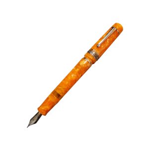 Delta – Dolcevita Oro The pen is made from a solid piece of orange resin with trimmings gold plated and solid gold nib. The main distinction between the traditional Dolcevita is the lack of a contrasting orange resin cap. Delta refers to the colour as terracotta orange, a colour common to Italy. The pens are not limited editions, but Delta records the pen’s number on the cap. Min pen is number 0749. The pattern on the vermeil band around the cap references the antiquity theme of Italy. The top of the cap is crowned with a gold “coin” imprinted in the shape of a nib with feed. The pen sports another gold band to accent the rear of the barrel at the piston cap. Screw the cap off the pen, and the beautiful broad nib, in 14K appears. The nib is one tone of gold and the single colour choice looks very good with the orange colour tone of the pen. Colour : Terracotta Orange Material: Acrylic Nib Material: 14K gold Fusion Nib Filling Mechanism: Piston filler