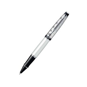 Waterman Expert Deluxe White CT Rollerball Pen, Expert brings smart Parisian styling to your business day. With its generous cigar-shaped silhouette and wealth of fine materials, it reveals that beneath your executive persona stirs a creative spirit. Let your vision and flair shine in your professional life with classic Waterman panache. Clients and colleagues will know you by your taste for sophistication. Finish : Glossy Colour: White Body : Lacquer Metal Clip & Trim: Chrome Trim Pen opening mechanism: Cap on cap off Ink colour: Blue Gift Pack