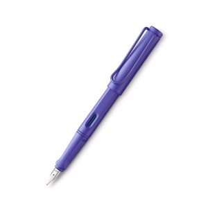 LAMY safari violet Special Edition Fountain pen Many attractive colours, timeless design, perfect ergonomics. These are just some of the reasons that the LAMY safari is one of the most popular writing instruments worldwide. Distinctive recessed grip guarantees writing comfort. Sturdy matt plastic, violet / metal clip in violet / ergonomic grip / silver polished steel nib / with ink cartridge LAMY T 10 blue / can be used with the converter LAMY Z 28