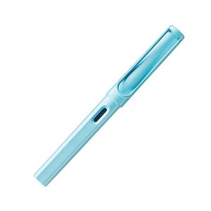 Write Different LAMY safari aqua sky Fountain pen EF Many attractive colours, timeless design, perfect ergonomics. These are just some of the reasons that the LAMY safari is one of the most popular writing instruments worldwide. Distinctive recessed grip guarantees writing comfort. Sturdy plastic, shiny aqua sky / matching colour metal clip / ergonomic grip / steel nib, polished / with ink cartridge LAMY T 10 blue / with converter Z 28